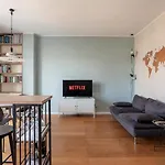 The Luxe Station - 5 Min From Apartamento Milão