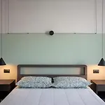 The Luxe Station - 5 Min From Apartamento Milão